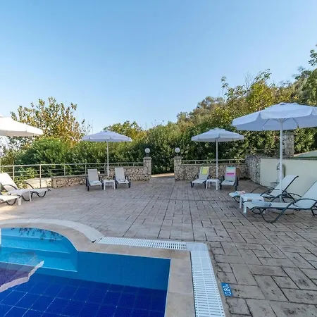 شقة Spileo House Penthouse With Jacuzzi Kato Spilaion