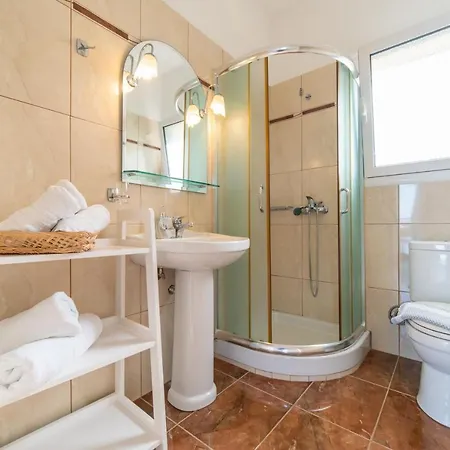 شقة Spileo House Penthouse With Jacuzzi